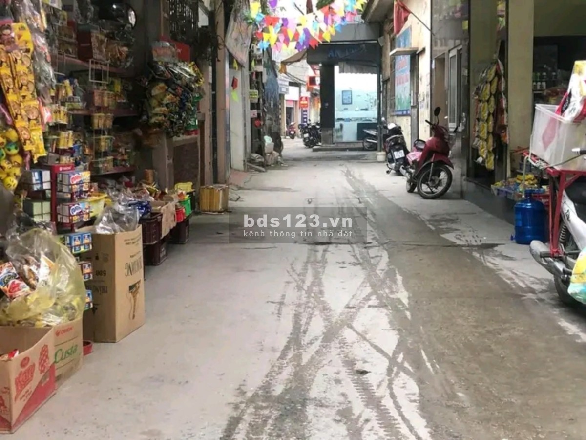 Cực rẻ!! Vân Trì - Bắc Từ Liêm diện tích 70M2, MT 4.3 giá 5.3 tỷ (kinh doanh được)
