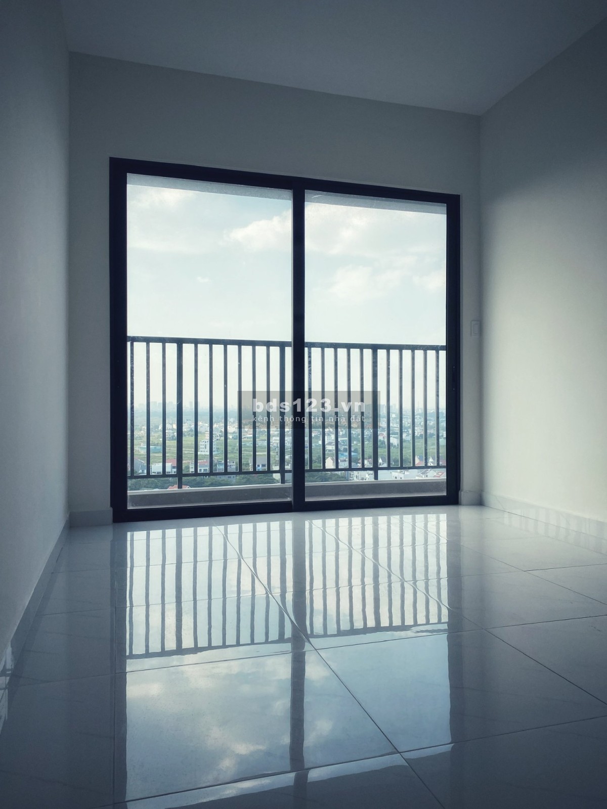 Tin thật 100% Chính chủ bán căn hộ 3PN - 90M2, view đẹp nhất dự án giá 3,25 tỷ bao thuế phí