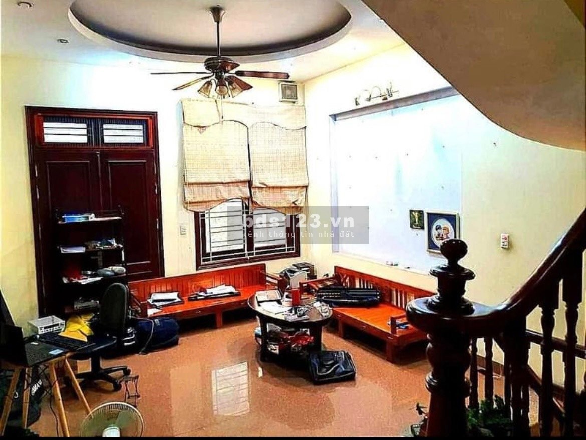 Bán nhà Đống Đa, vị trí cực đẹp, ngõ rộng 4.7 tỷ