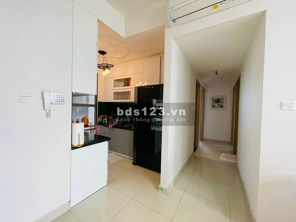Cần bán căn 3PN lầu cao 79m2 tại The Sun Avenue ạ