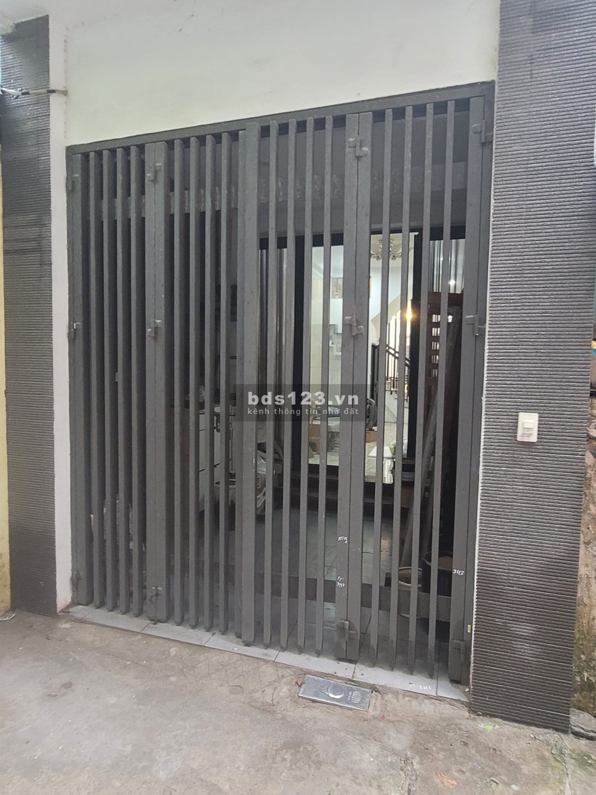 Bán nhà ô tô phân lô lô góc thoáng sáng nhỉnh 4 tỷ
