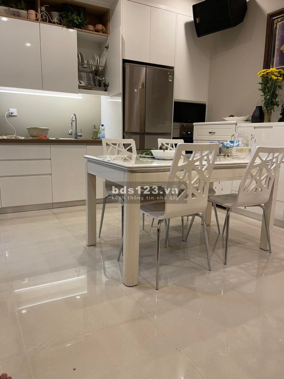 Chính chủ bán gấp căn SARIMI 2PN full nội thất giá bao thuế phí giá siêu êm