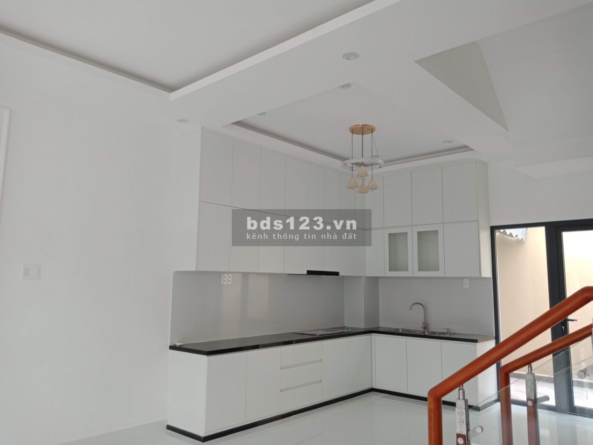 Cho thuê nhà phố Verosa Park Khang Điền Quận 9 giá rẻ