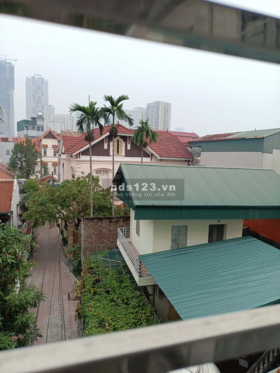 Cần bán gấp nhà Phan Đình Giót, Hà Đông - diện tích 33M2 - Ô tô đỗ cửa, kinh doanh - Nhỉnh 3 tỷ