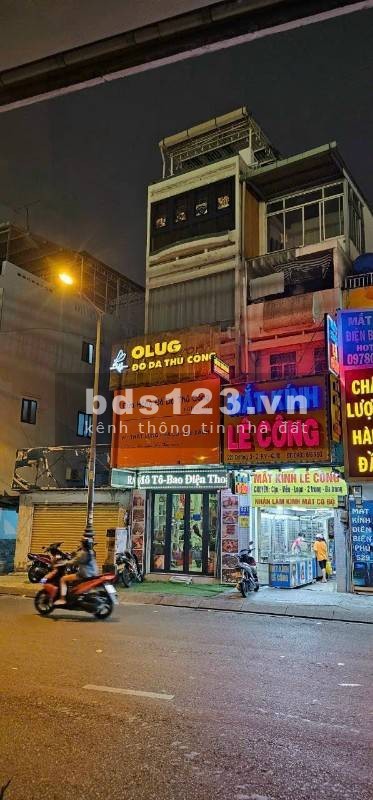 Bán nhà gấp giá rẻ Mặt tiền đường 3/2, phường 9, quận 10giá chỉ 9,5 tỷ tl
