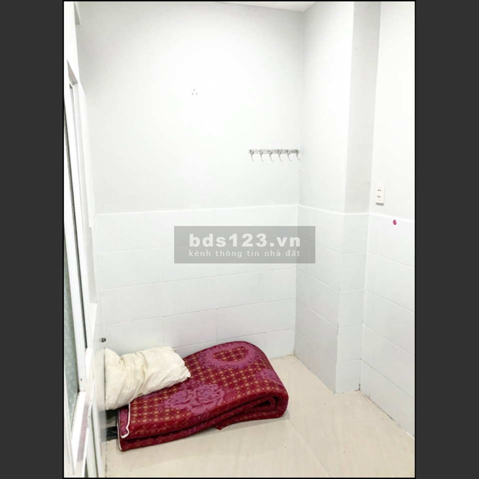 Cho thuê phòng trọ giá rẻ gần chợ Tân Định Quận 1