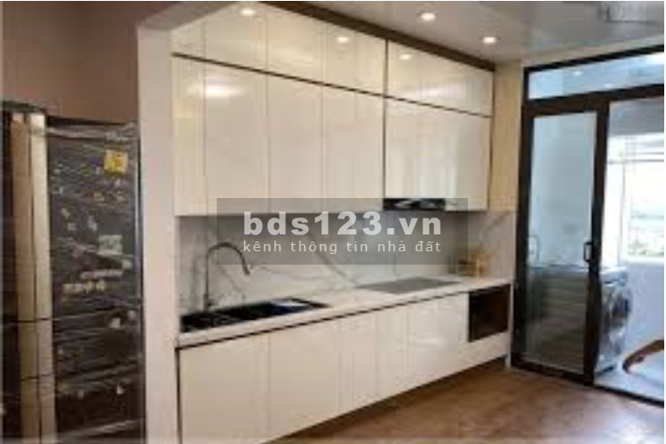 Bán nhà siêu phẩm Chùa Láng, 3 bước ra ĐH top Ngoại Thương 42m, giá 4.65 tỷ trung tâm Đống Đa