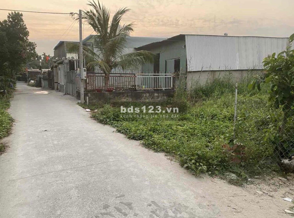 Bán đất mặt tiền đường kinh doanh ngay Ba Sa, Củ Chi, giá cực tốt 635tr, 264m2