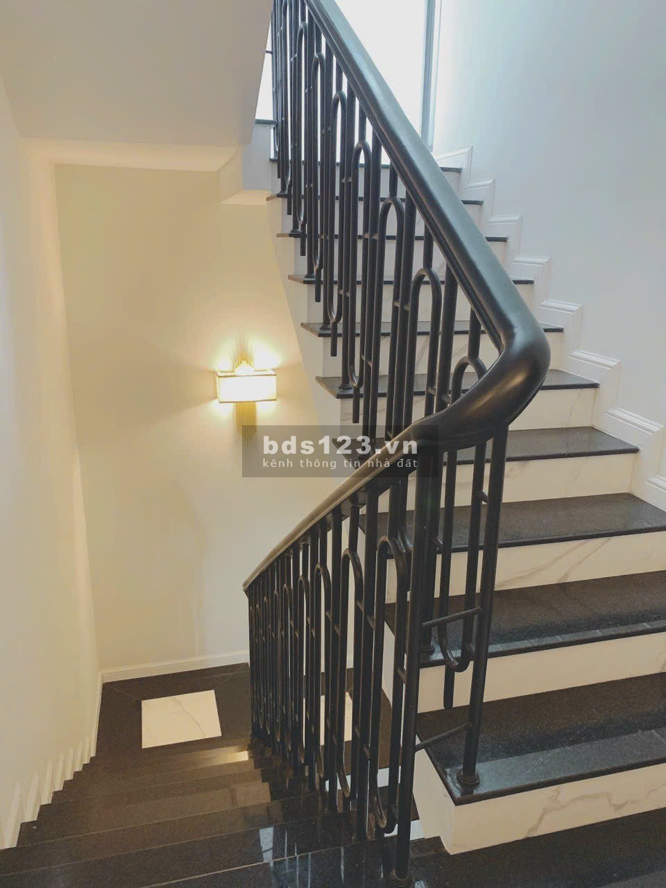 Giảm giá bán cắt lỗ căn biệt thự sinh thái sân golf 27 lỗ lớn nhất khu
