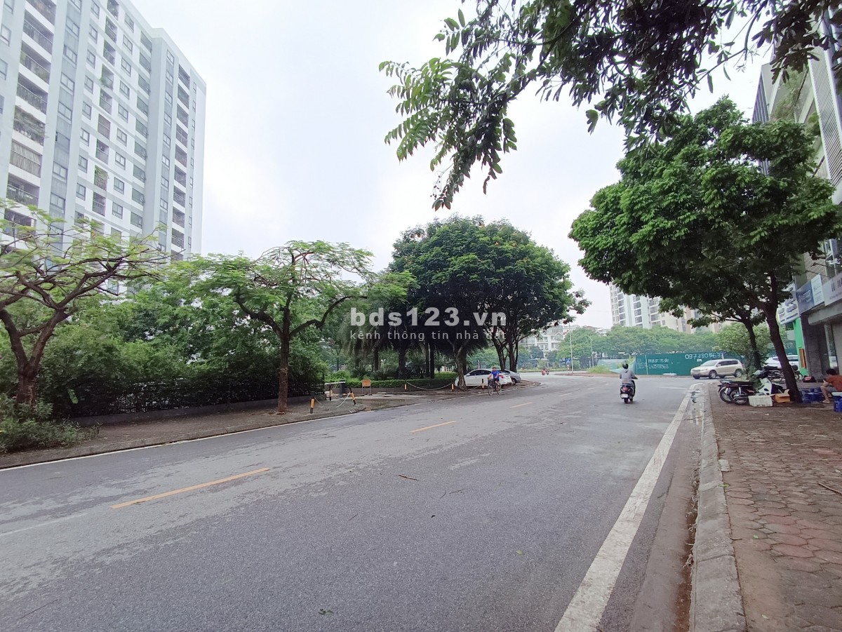 Bán nhà rẻ Long Biên, tái định cư sau khu ĐT Việt Hưng, Vinhome Riverside. LH 0868856228