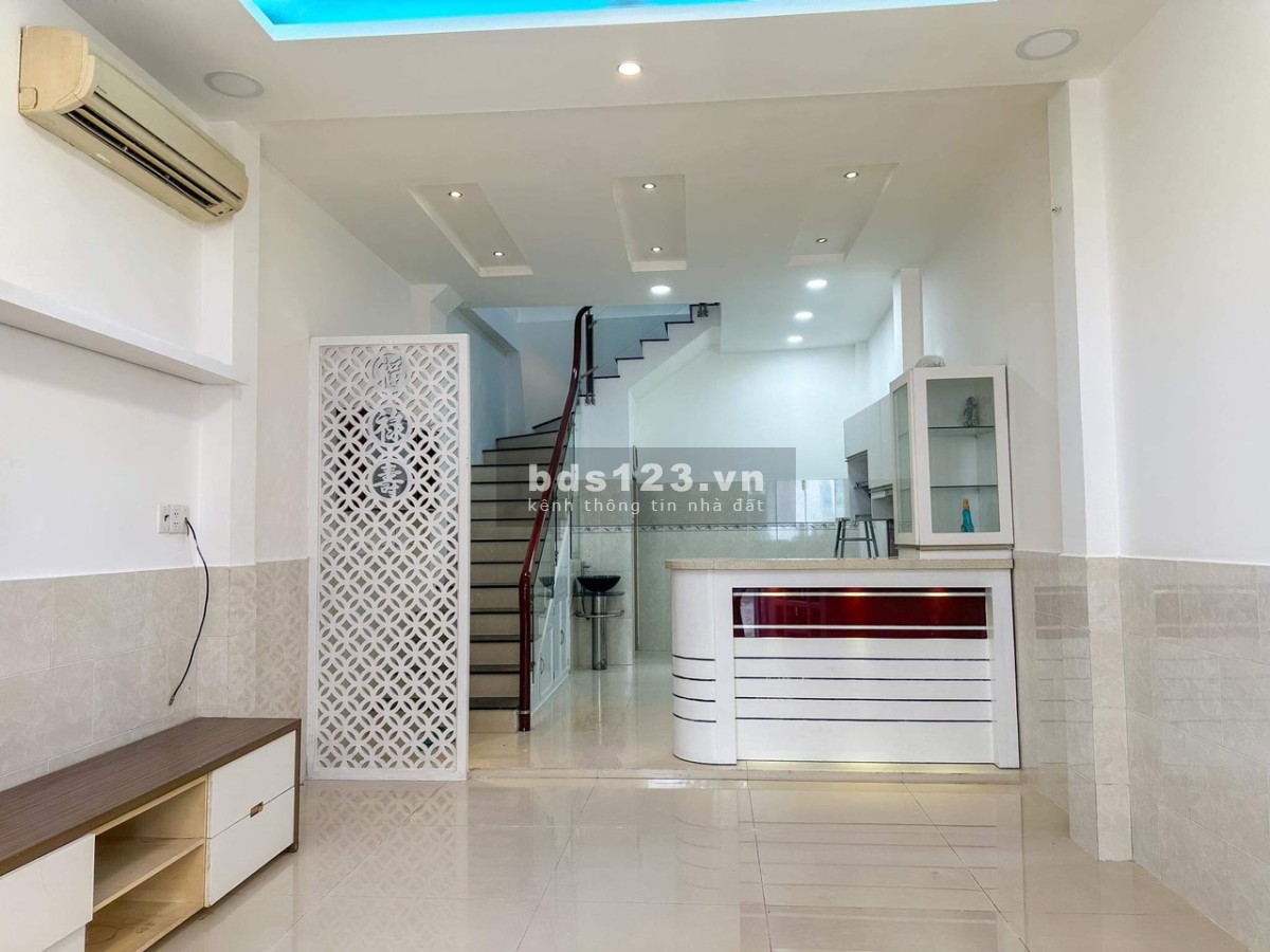 Bán nhà ĐẸP hẻm xe hơi Nguyễn Văn Luông, Q6, không LG, 3 tầng, 3PN, tặng NT, 50m2, 5.9 tỷ