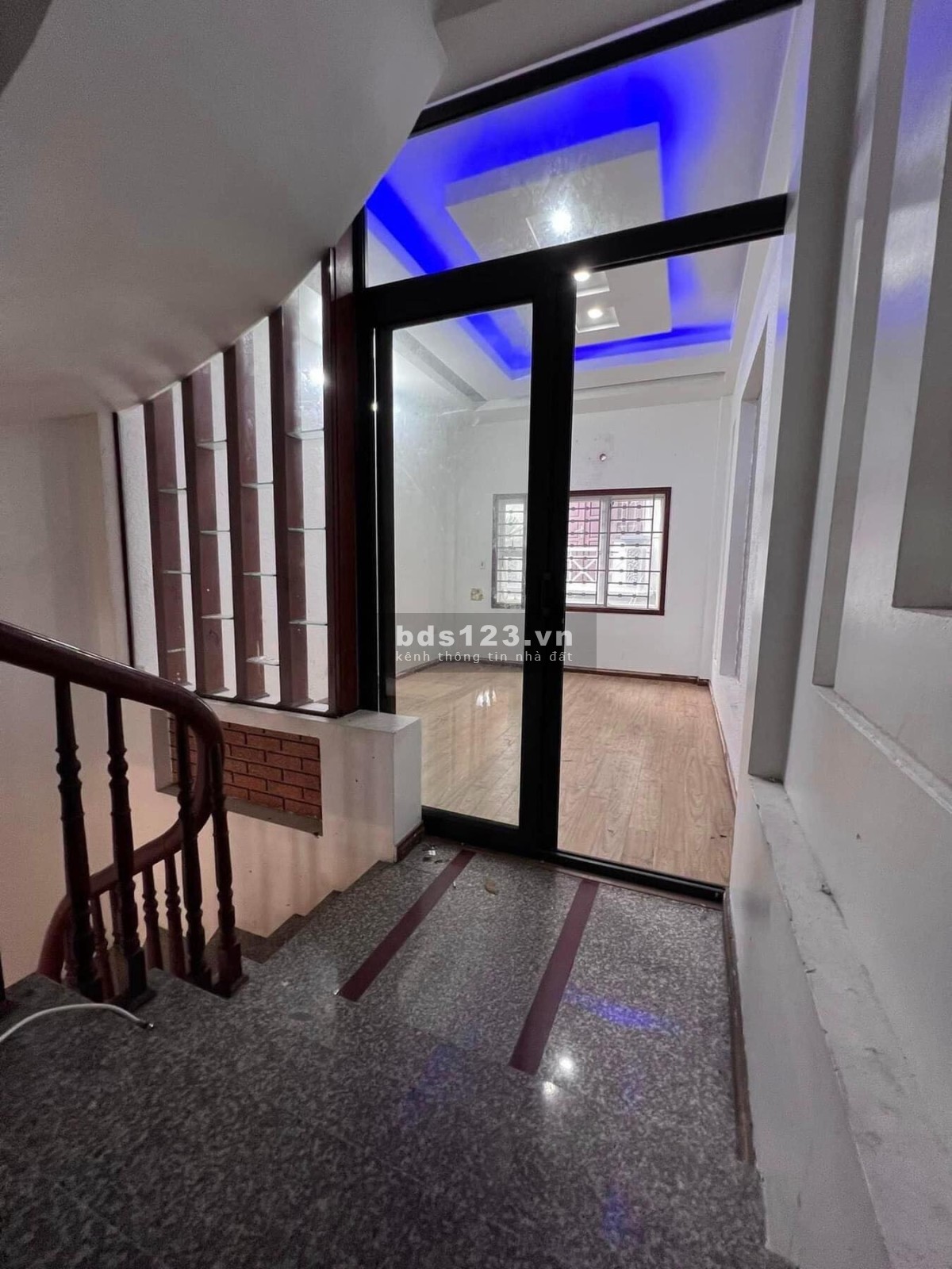 Chính chủ cần bán nhà phố Yên Hòa 48m2 ngõ xe máy tránh