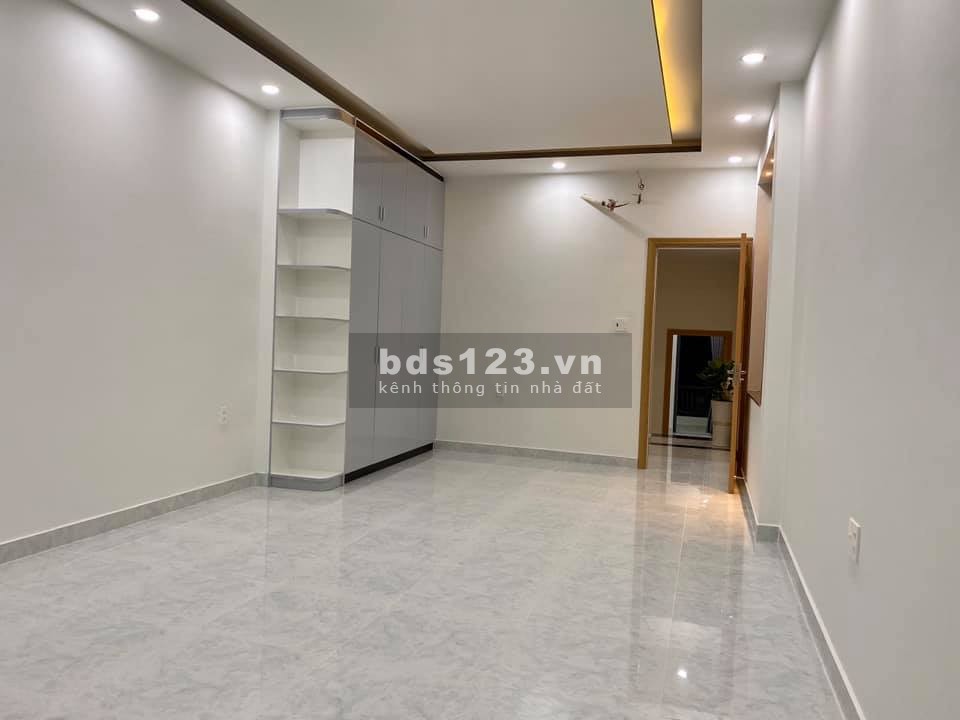 Gấp Bán Giảm 3 TỶ - 110m2 - 4 Tầng BTCT Hoàn Công - 2 Mặt Tiền Hẻm 8m Lê Văn Chí Linh Trung Thủ Đức