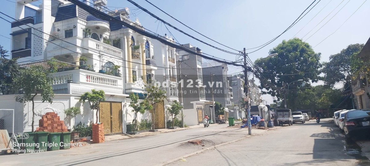 Gấp Bán Giảm 3 TỶ - 110m2 - 4 Tầng BTCT Hoàn Công - 2 Mặt Tiền Hẻm 8m Lê Văn Chí Linh Trung Thủ Đức