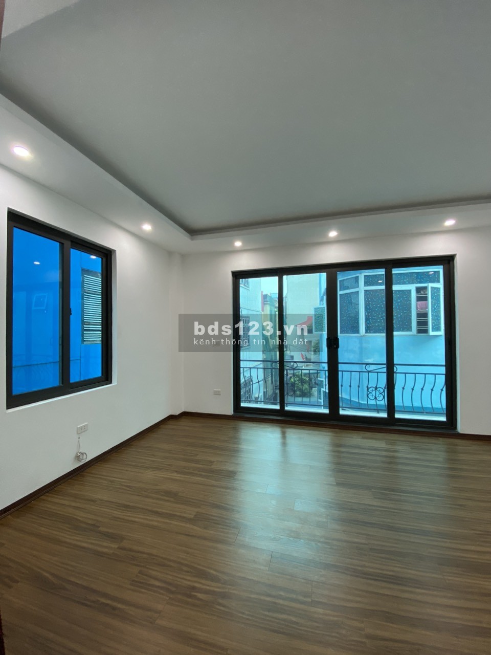 SIÊU HIẾM - BÁN NHÀ LÊ TRỌNG TẤN - 35M2 - LÔ GÓC - Ô TÔ - 4.x TỶ
