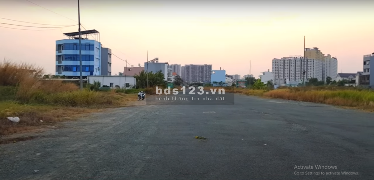 Ngộp ngân hàng cần bán gấp đất Sở văn hóa thông tin 90m2=6*15, đường nhựa 12 mét