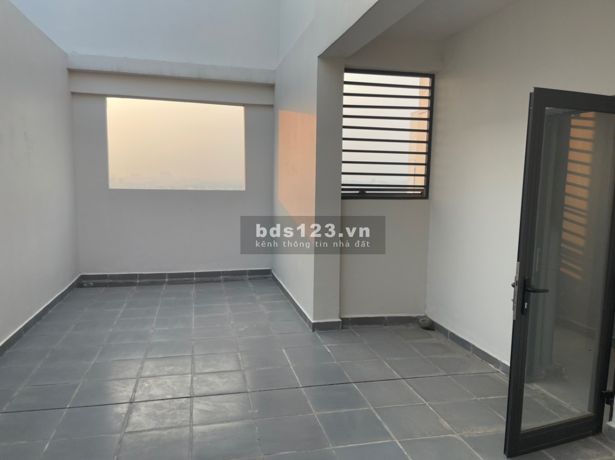 Cho thuê căn hộ 2PN sân vườn Vinhomes Quận 9 - giá 6 triệu