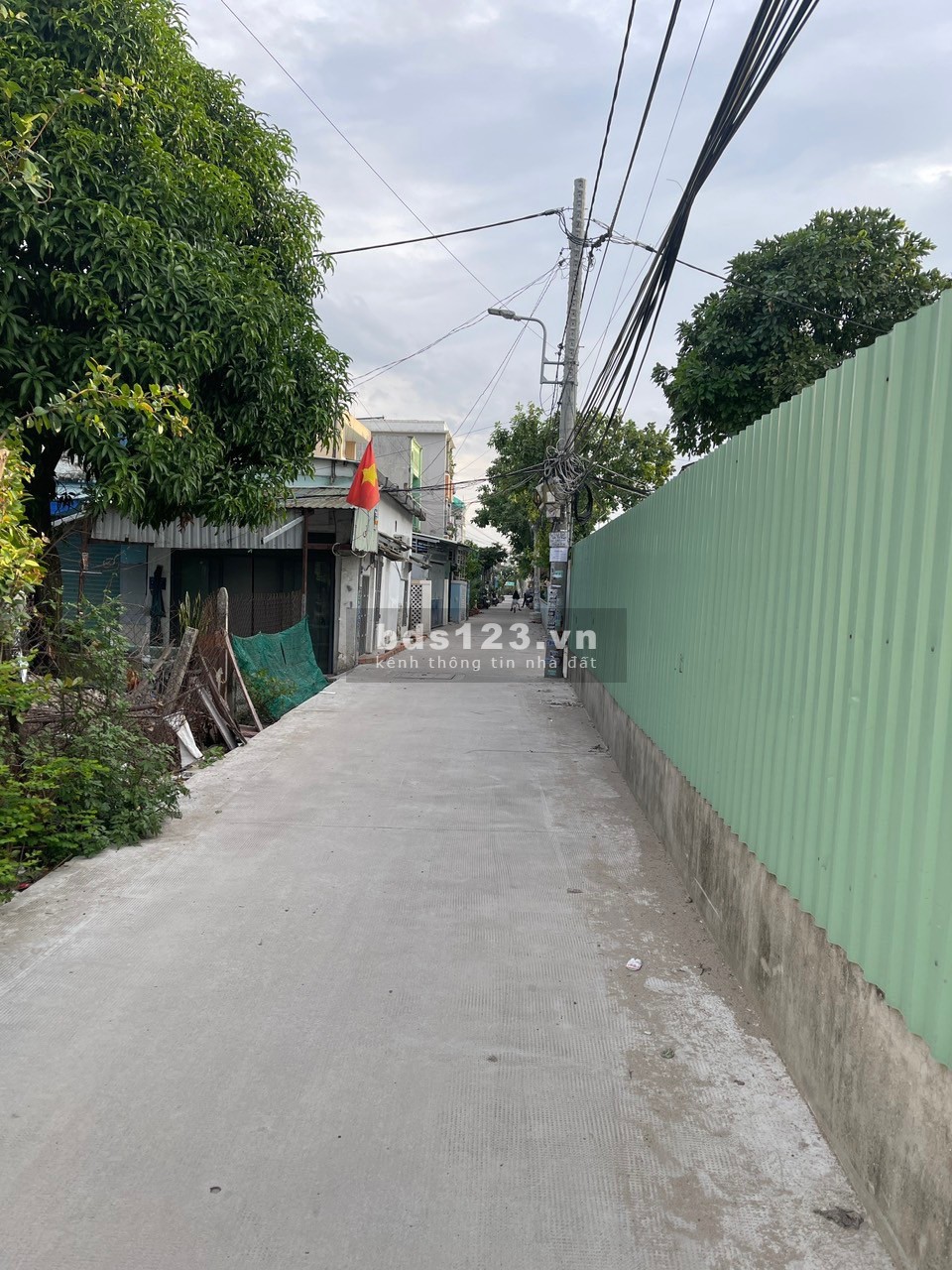 Giảm 300tr nhà 1 lầu 3pn, 2wc, SHR, 93m2, 785tr, ngay Lê Minh Nhựt, Củ Chi.