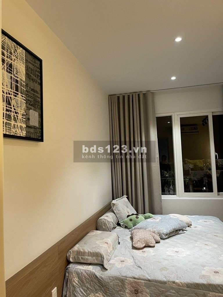 Cho thuê chcc Terra Royal q.3: 2pn full nt 18tr ở liền nhà ko đẹp bù tiền lh: 0944904190 Duy Phong