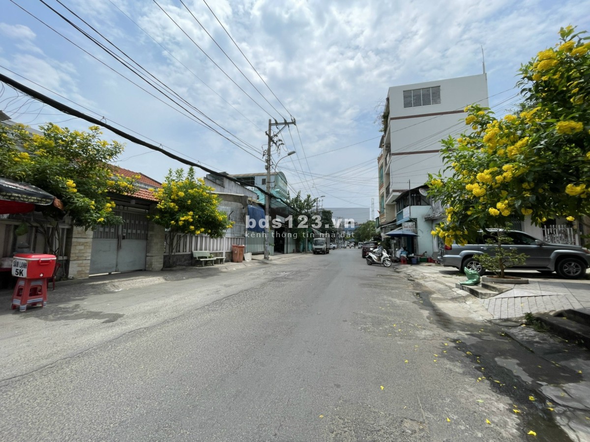 Bán nhà đường nội bộ Cư xá Phú Lâm A, P.12, Q.6, DT: 4.6m, nở hậu 5.3m, dài 15m, giá 5.6 tỷ