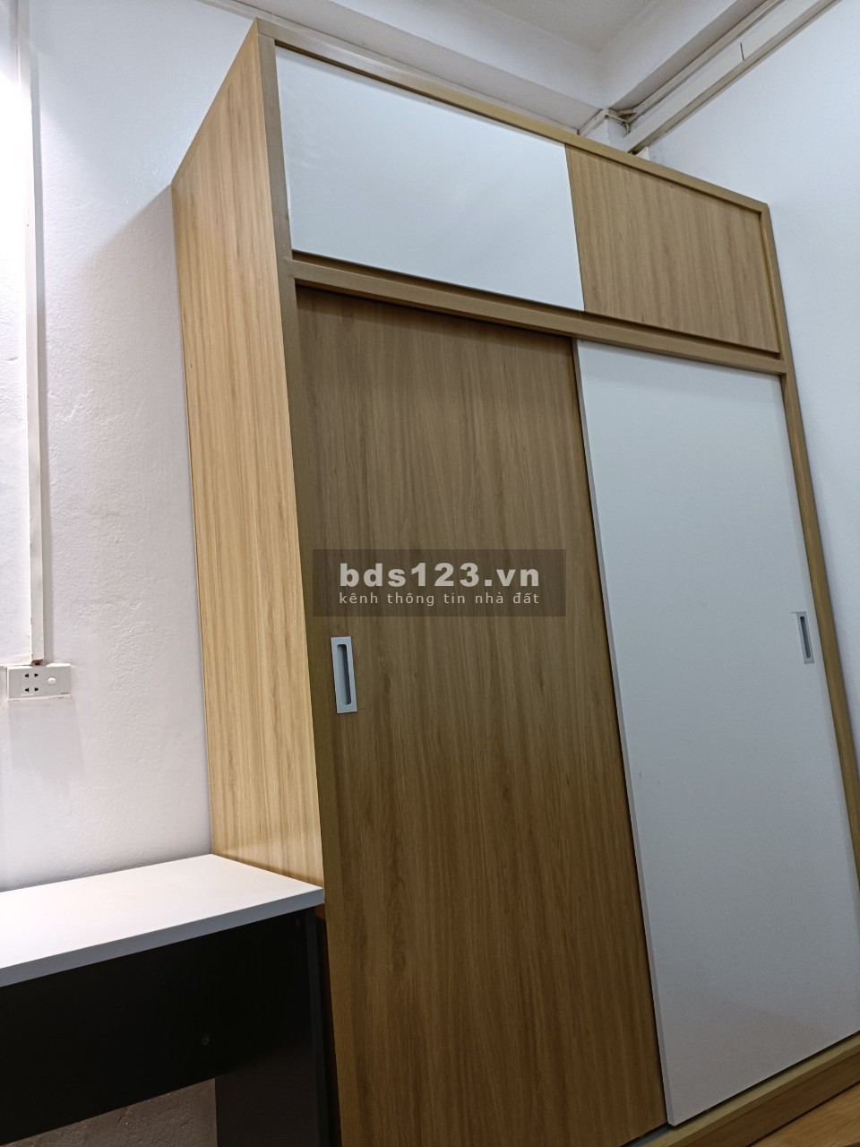 Phòng đầy đủ tiện nghi, gần Hồ Tây