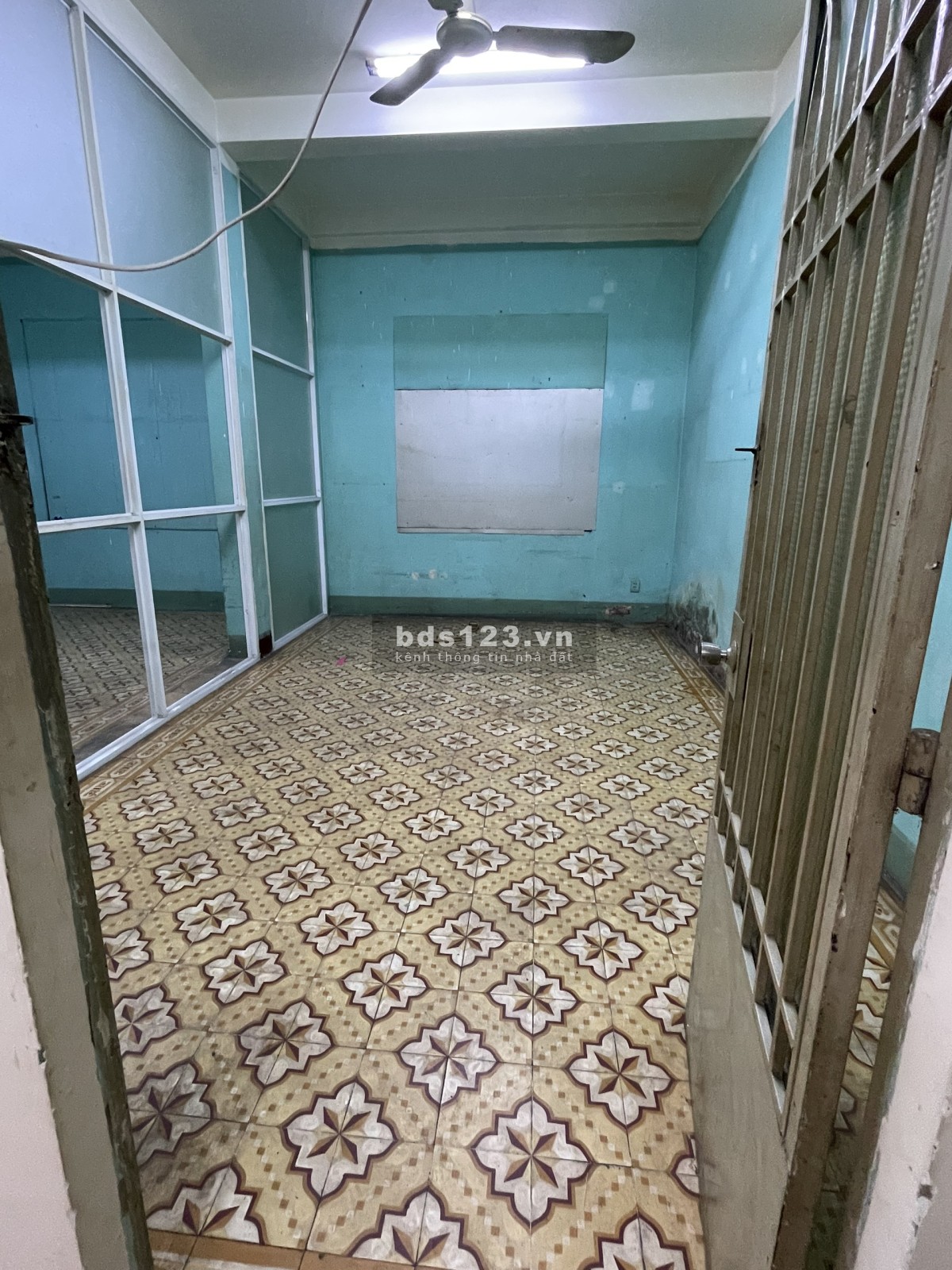 Cần cho thuê mặt bằng kinh doanh ở 640 Sư Vạn Hạnh, DT 220m2 cho mỗi tầng