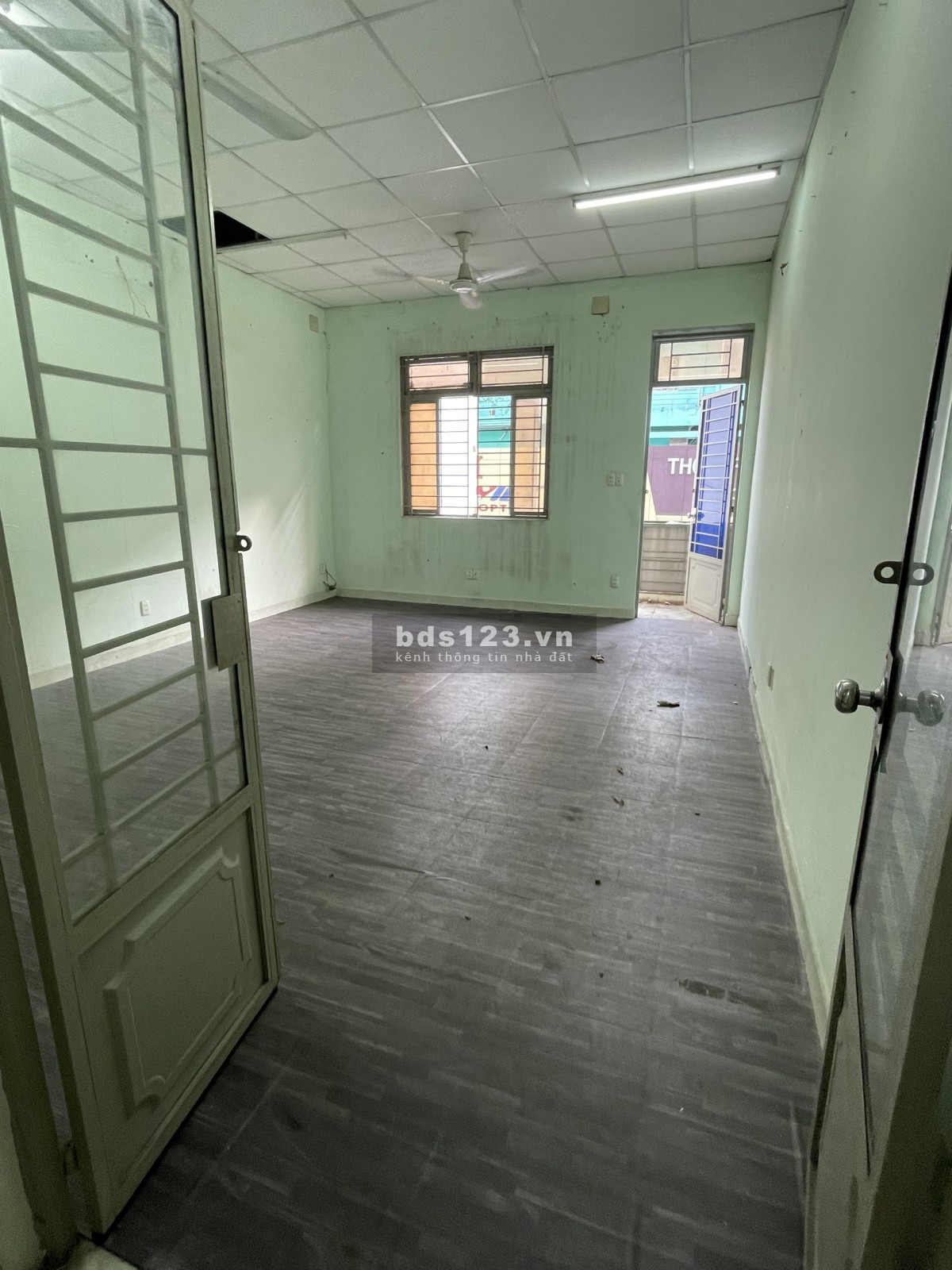 Cần cho thuê mặt bằng kinh doanh ở 640 Sư Vạn Hạnh, DT 220m2 cho mỗi tầng