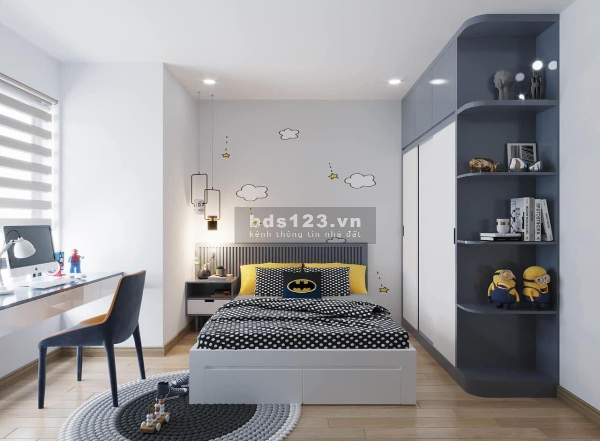 Chính chủ cần bán căn hộ 3PN 81m2 KĐT Việt Hưng view hồ Kim Quan giá 2.9 tỷ. LH 0964364723
