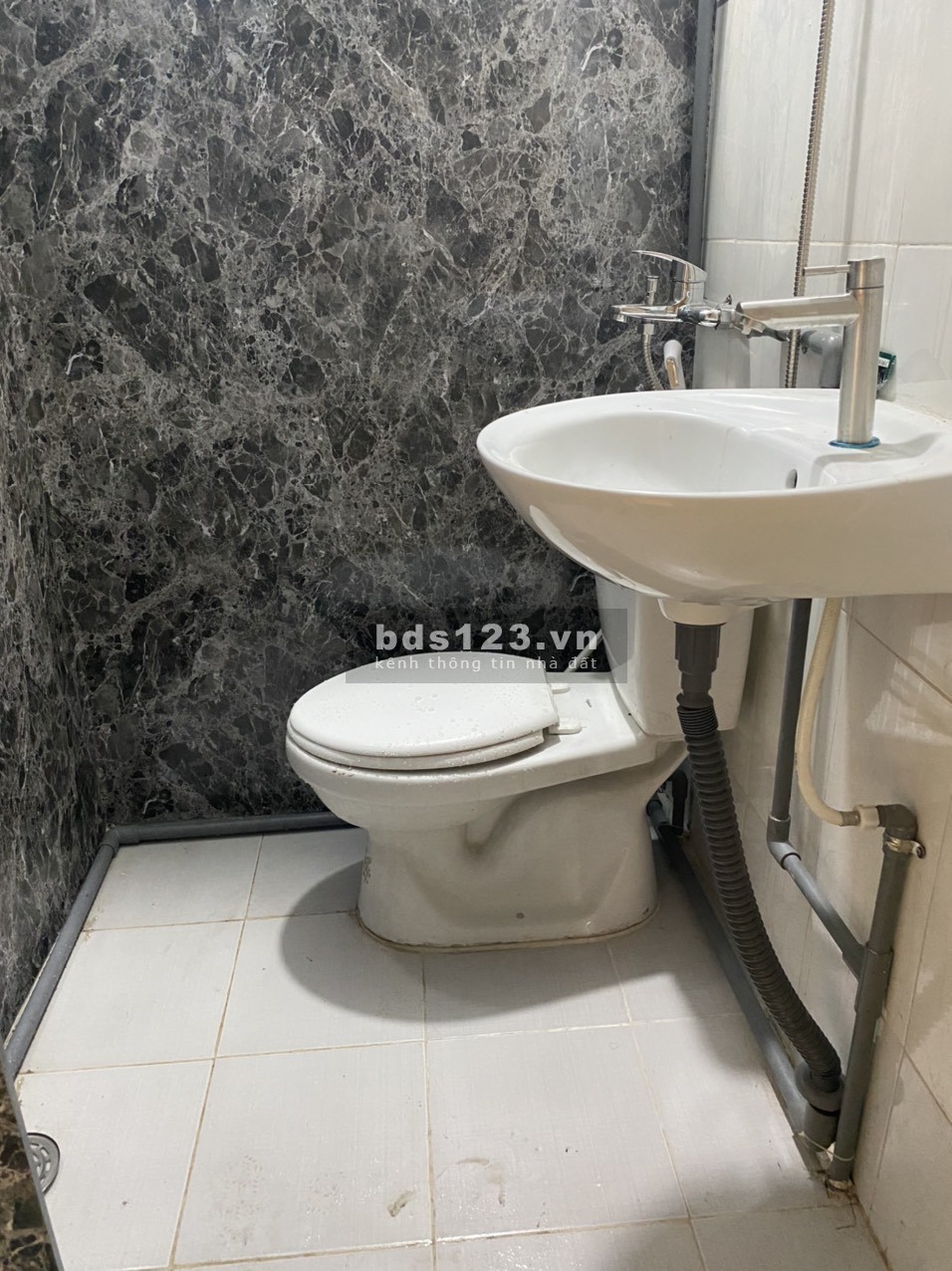 Cho thuê phòng đầy đủ nội thất , tiện nghi , dạng phòng ở ghép ngay Đại học Văn Hiến quận Tân Phú