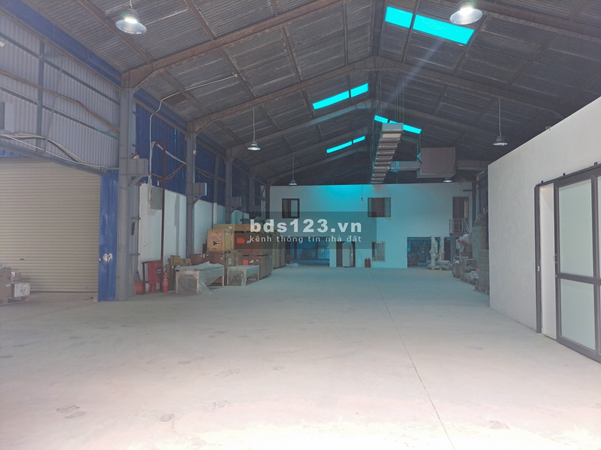 Cần cho thuê kho tại 90 Tân Xuân