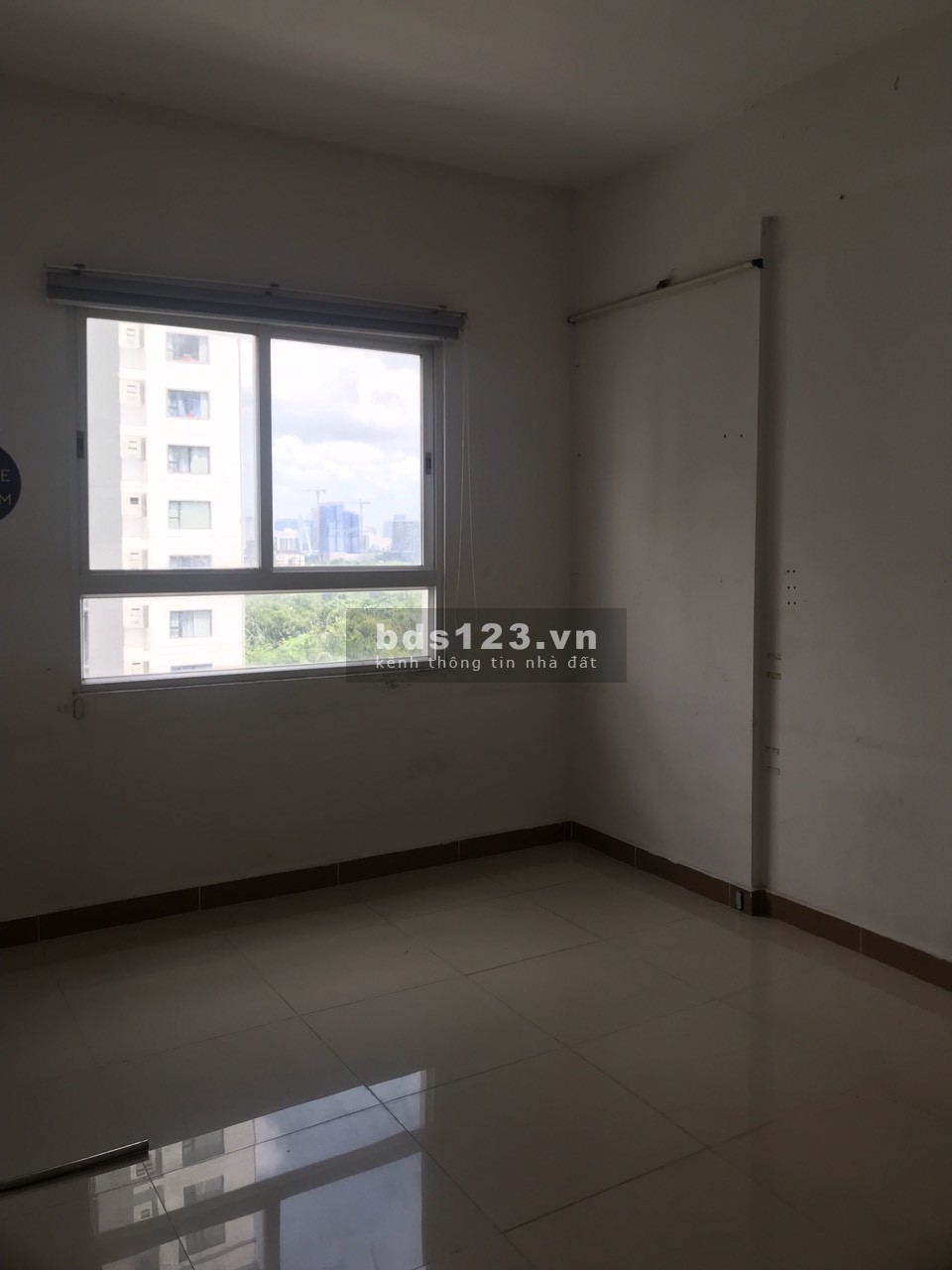 Cho thuê căn hộ 3 phòng ngủ chung cư Đức Khải quận 2 giá 12tr/tháng