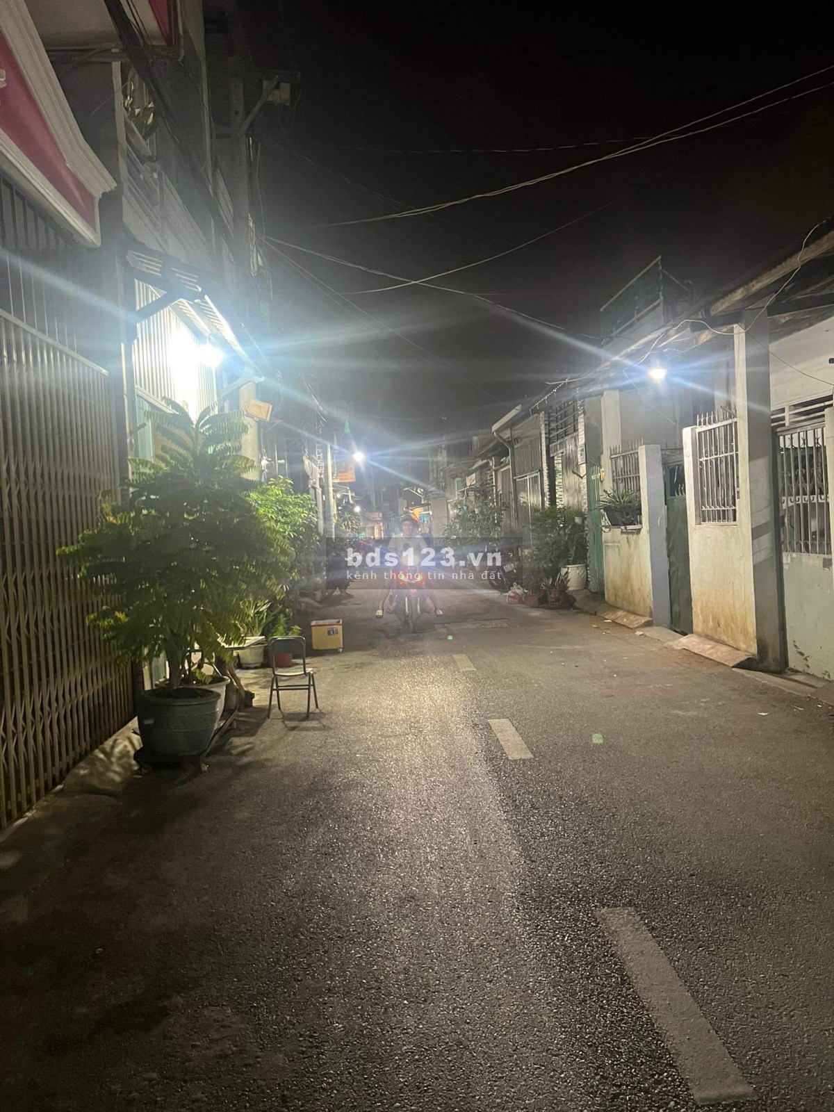 Bán nhà 385 Lê Văn Việt - Tăng Nhơn Phú - quận 9