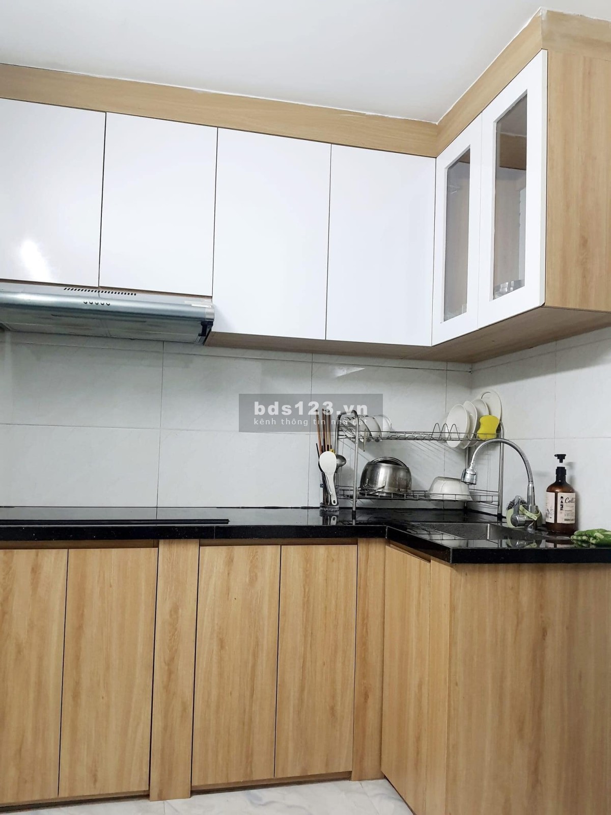 Bán nhà 30m x4 tầng, Đội Cấn, mặt ngõ nông 30m ra mặt phố chỉ nhỉnh 3 tỷ nhỏ bé
