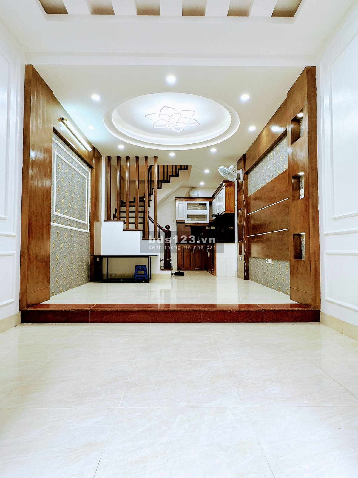 Bán nhà Khương Hạ, sổ đỏ vuông vắn, 35m2, 4.2 tỷ