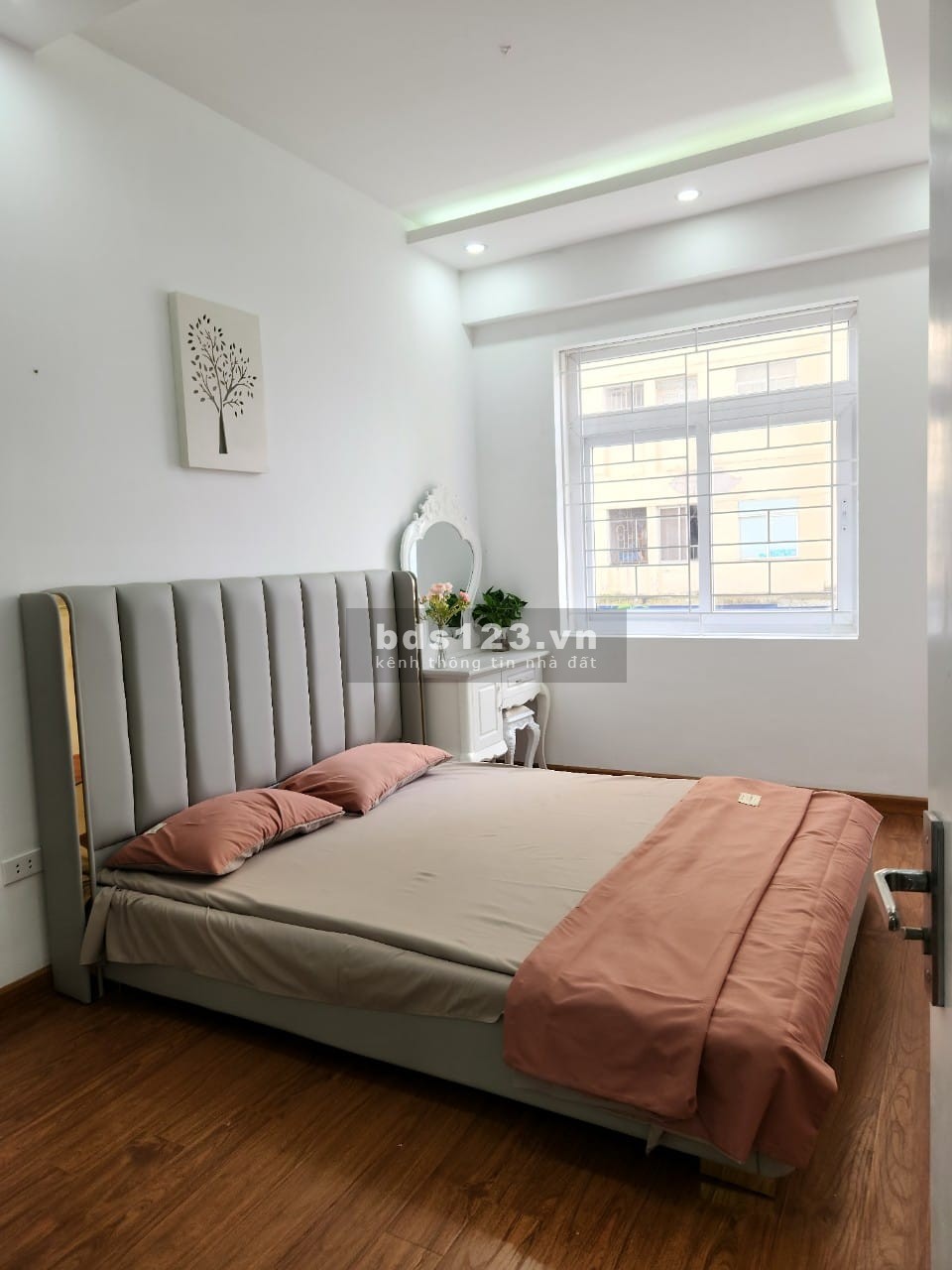 RẺ NHẤT ! Bán căn chung cư 100m 3PN view bể bơi The Pride tặng nội thất giá 2.4 ty 0817 222333