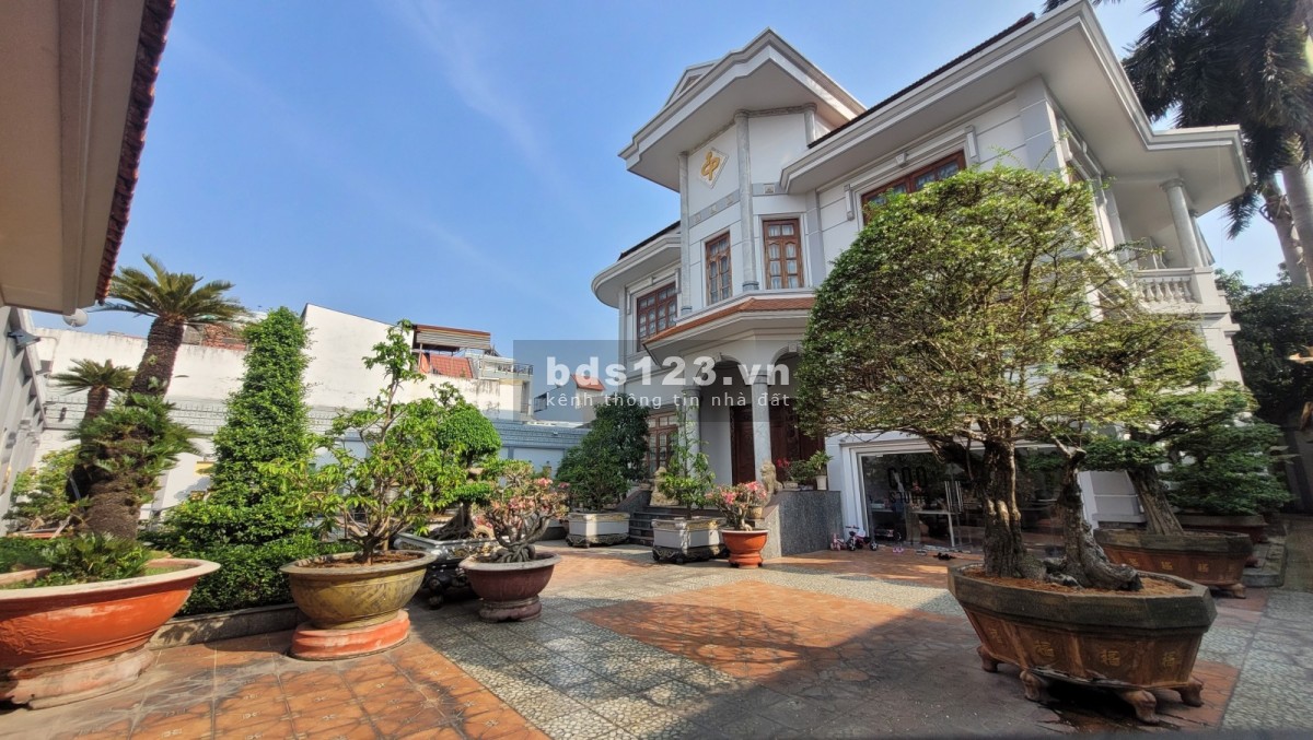 Biệt thự trăm tỷ, 1000mv, Hồ Bá Phấn, Phước Long A, Quận 9.