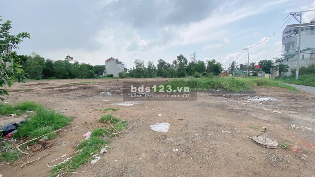 Bán lô đất hơn 6 ngàn mét vuông, mặt tiền Nguyễn Xiển, Quận 9. Vinhoome Granpark. Hơn 200 tỉ.