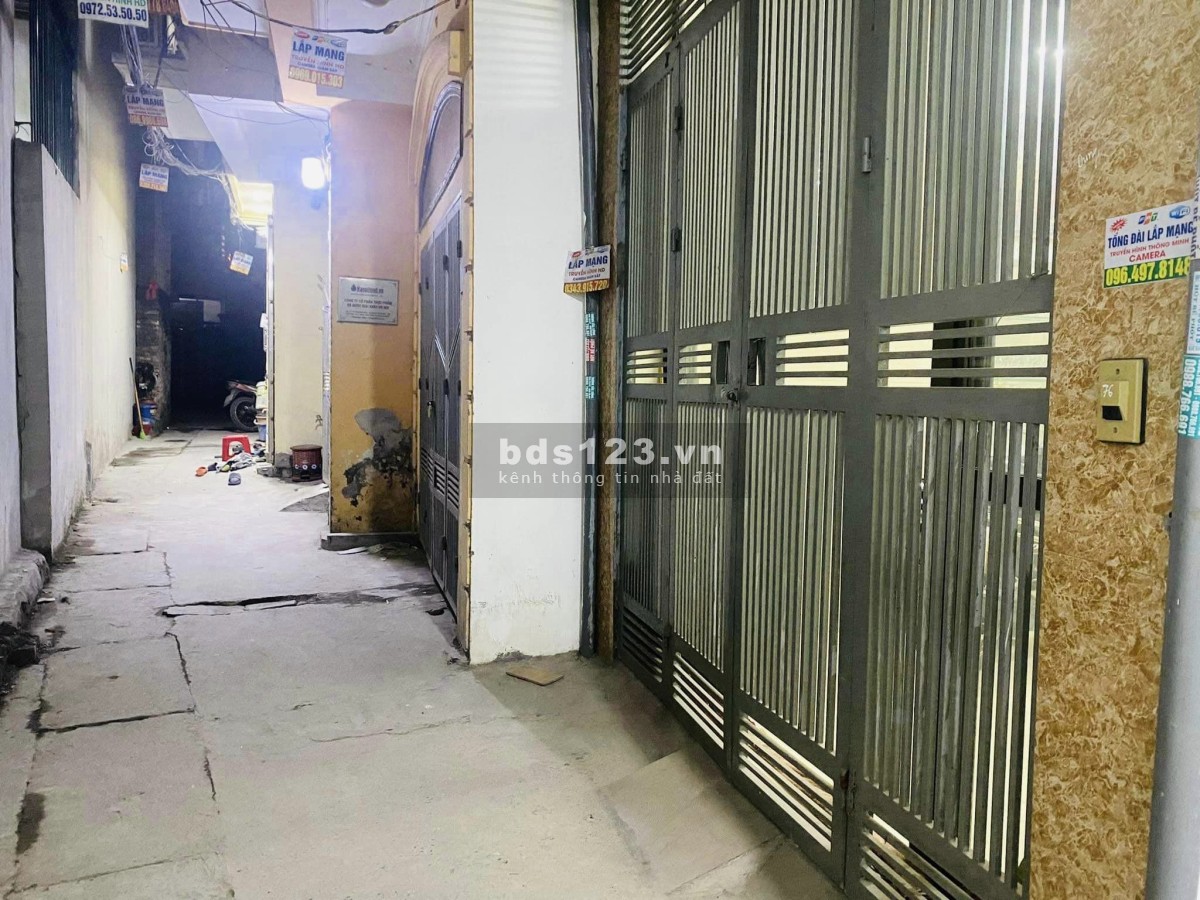 Bán căn nhà đường Hoàng Mai, phường Hoàng Văn Thụ, quận Hoàng Mai