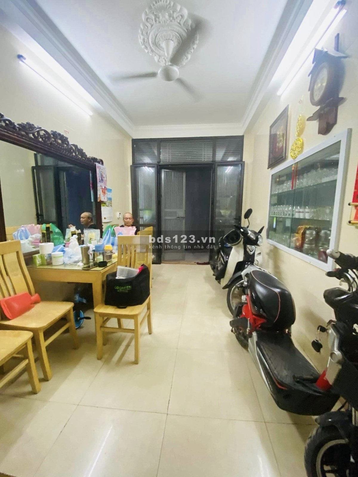 Bán căn nhà đường Hoàng Mai, phường Hoàng Văn Thụ, quận Hoàng Mai