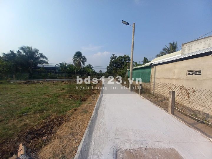 Bán đất thổ cư gần quãng trường TP Mỹ Tho