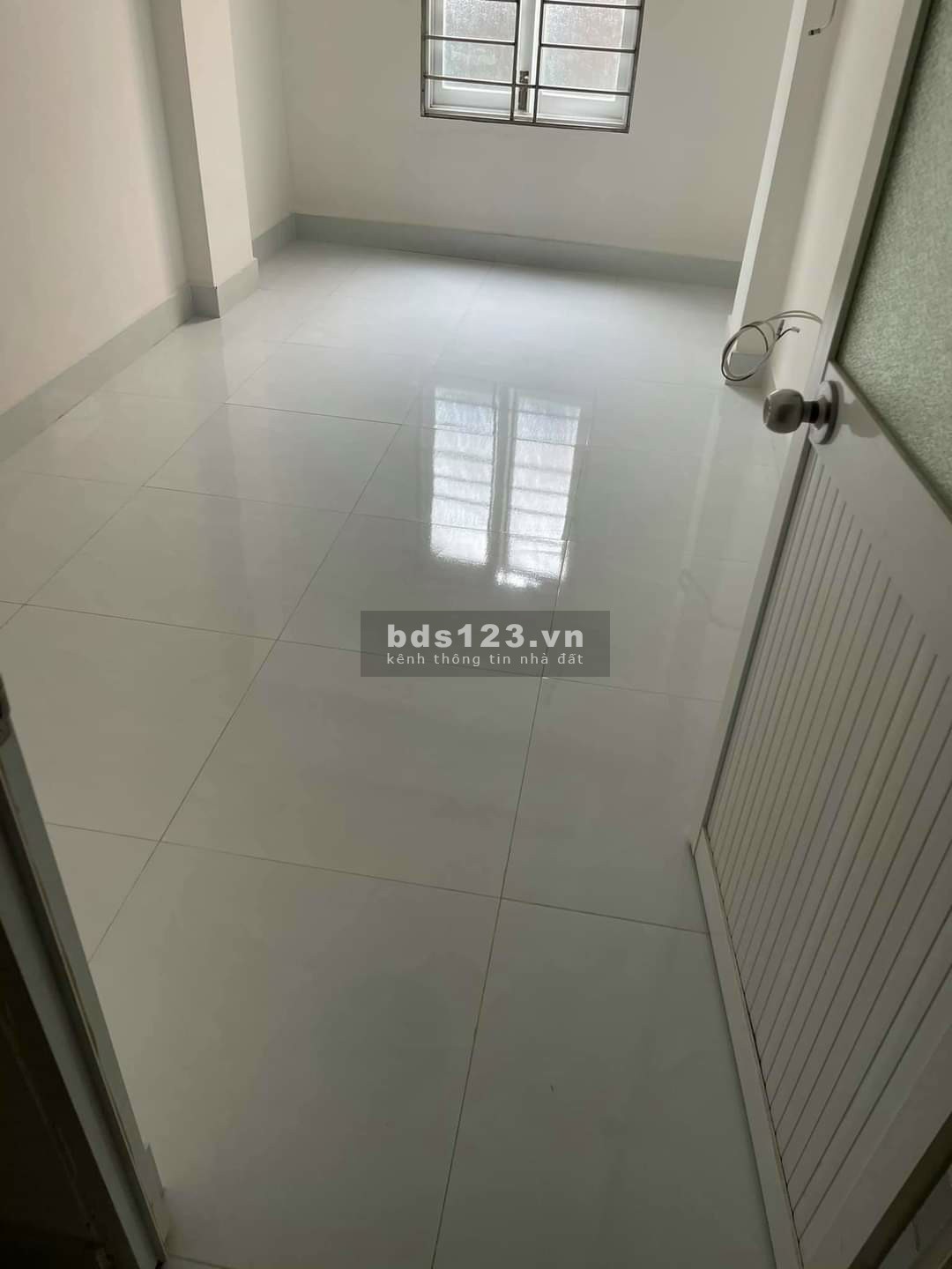Chính chủ cho thuê nhà nguyên căn - Lạc Long Quân, Phường 10, Tân Bình