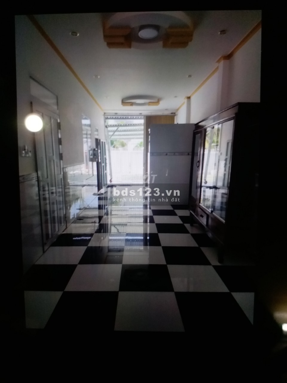 Cho thuê nhà nguyên căn tại KDC Kênh Bàu, Phan Thiết, đối diện công viên