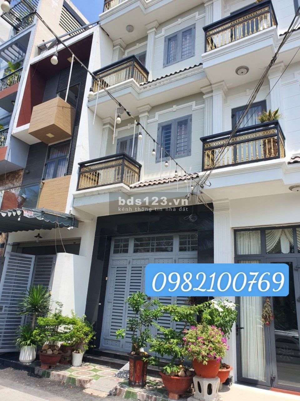 Bán nhà Đường số 12, hẻm 6m, 4 tầng, 60m2, Tân Quy, Quận 7, giá 11.5 tỷ.