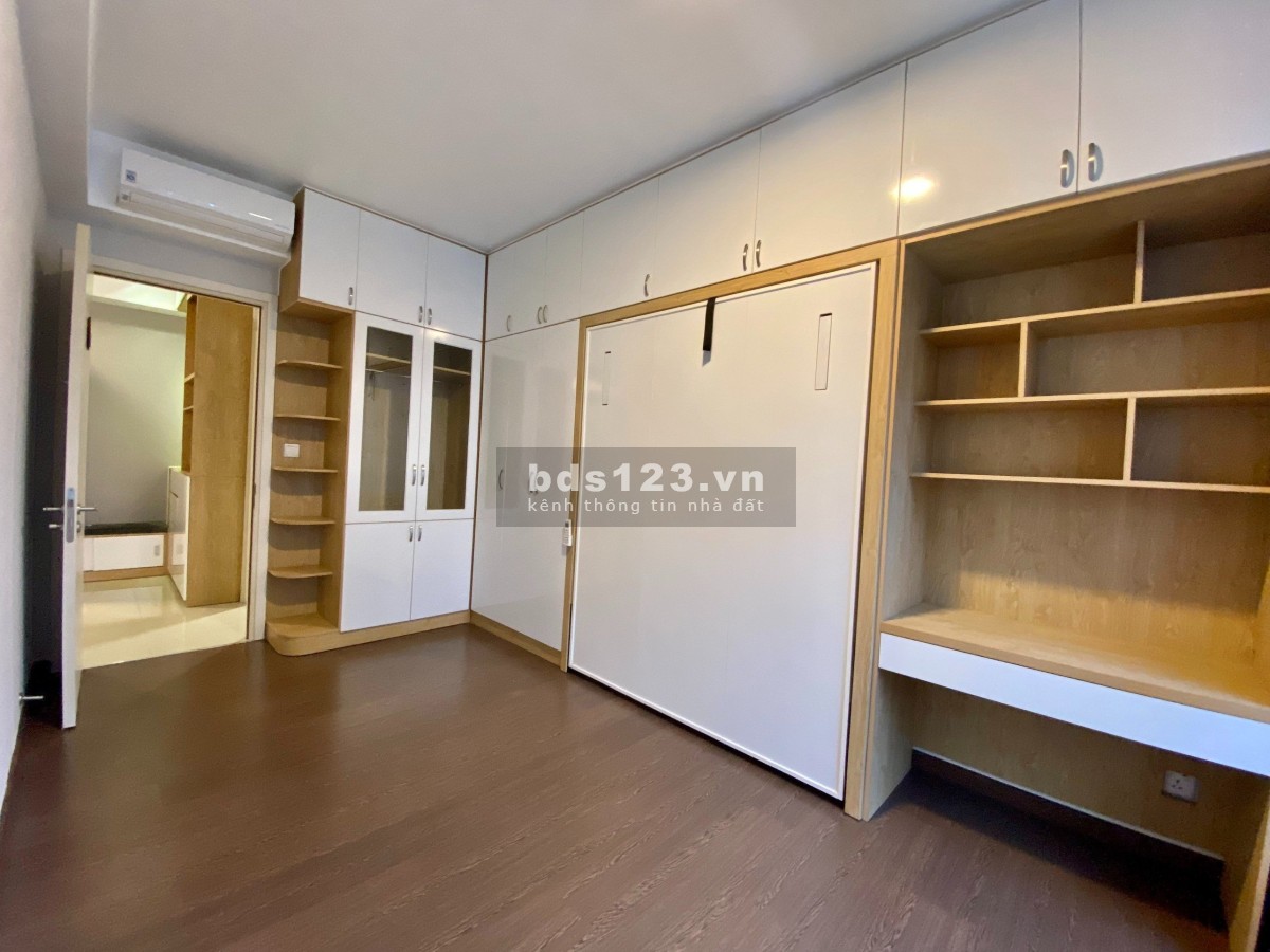 Chuyển nhượng căn 2pn diện tích 92m2 nội thất đầy đủ nhà đẹp giá 5,5 tỷ đã có sổ - Vista Verde