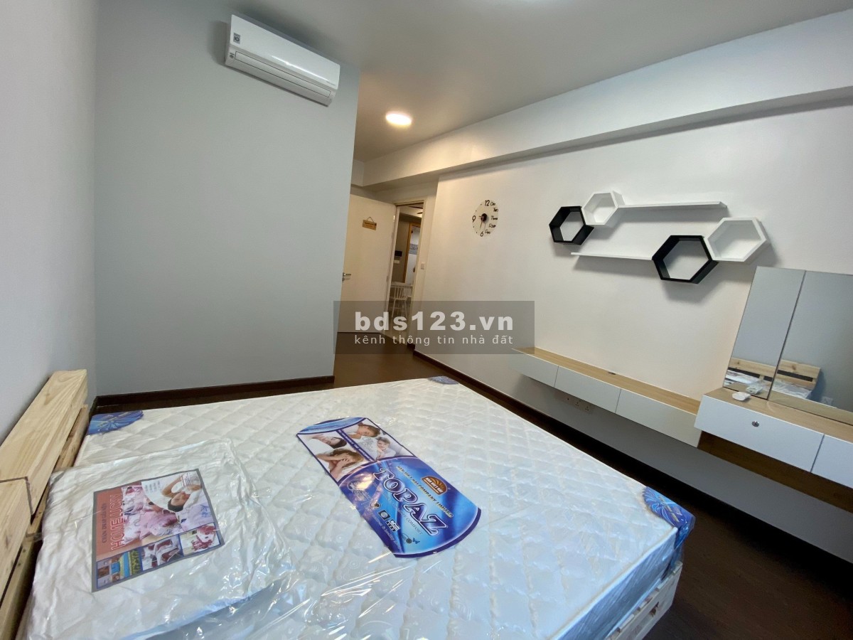 Chuyển nhượng căn 2pn diện tích 92m2 nội thất đầy đủ nhà đẹp giá 5,5 tỷ đã có sổ - Vista Verde