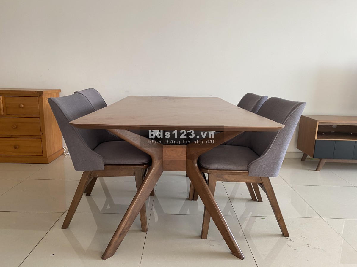Cho thuê 2pn Vista Verde 89m2 giá tốt 16,5 triệu nội thất đầy đủ, lh Trang 0941950241