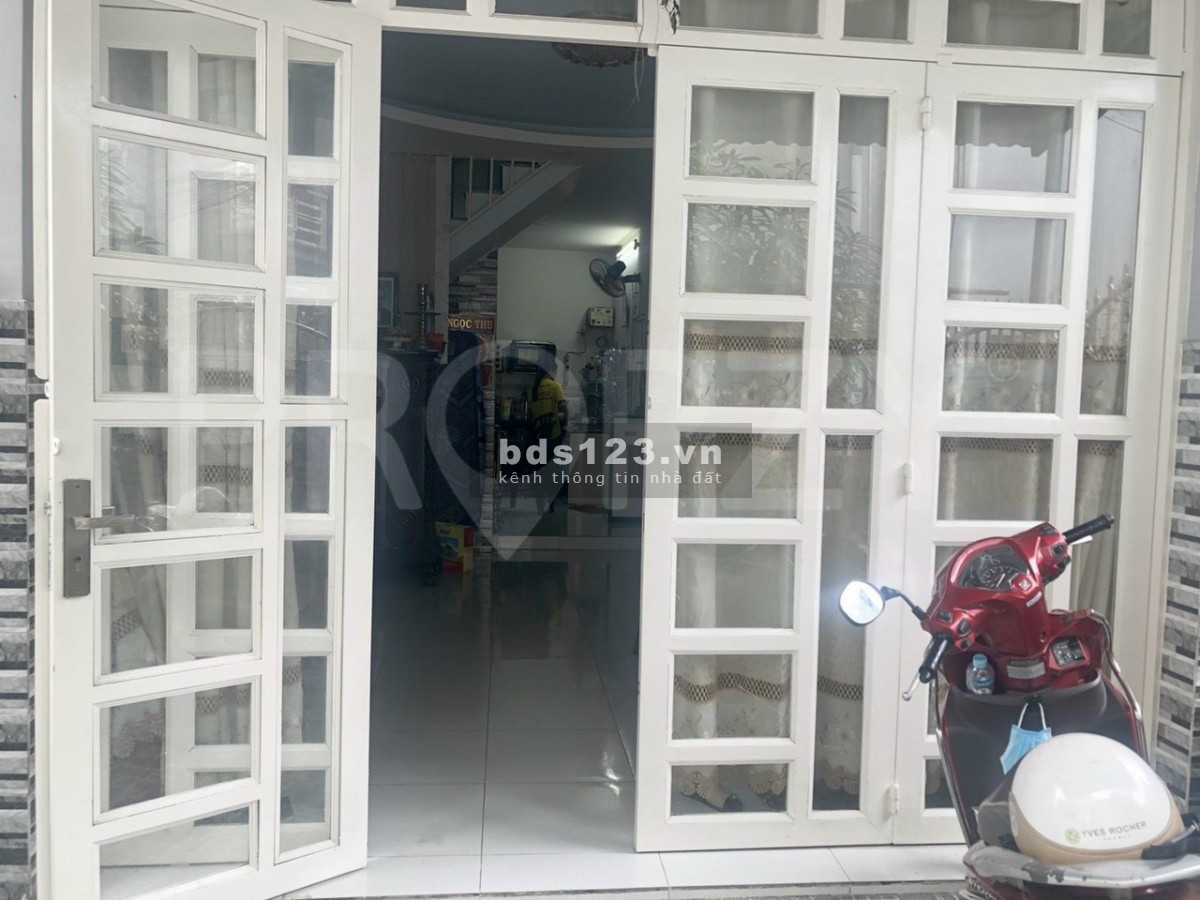 Bán nhà 1 lầu hẻm 3m đường Chuyên Dùng Chính P.Phú Mỹ Q7