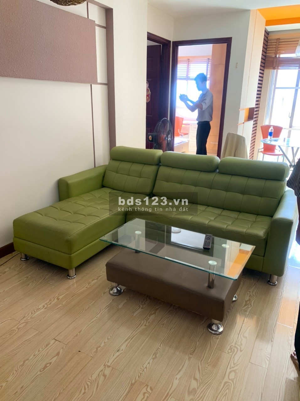 Cần cho thuê căn hộ Central Garden Quận 1, dt: 78m2, 2PN, giá: 12 tr/th,