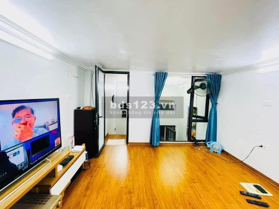 Bán nhà ngõ 117 phố Thái Hà, quận Đống Đa, tp Hà Nội