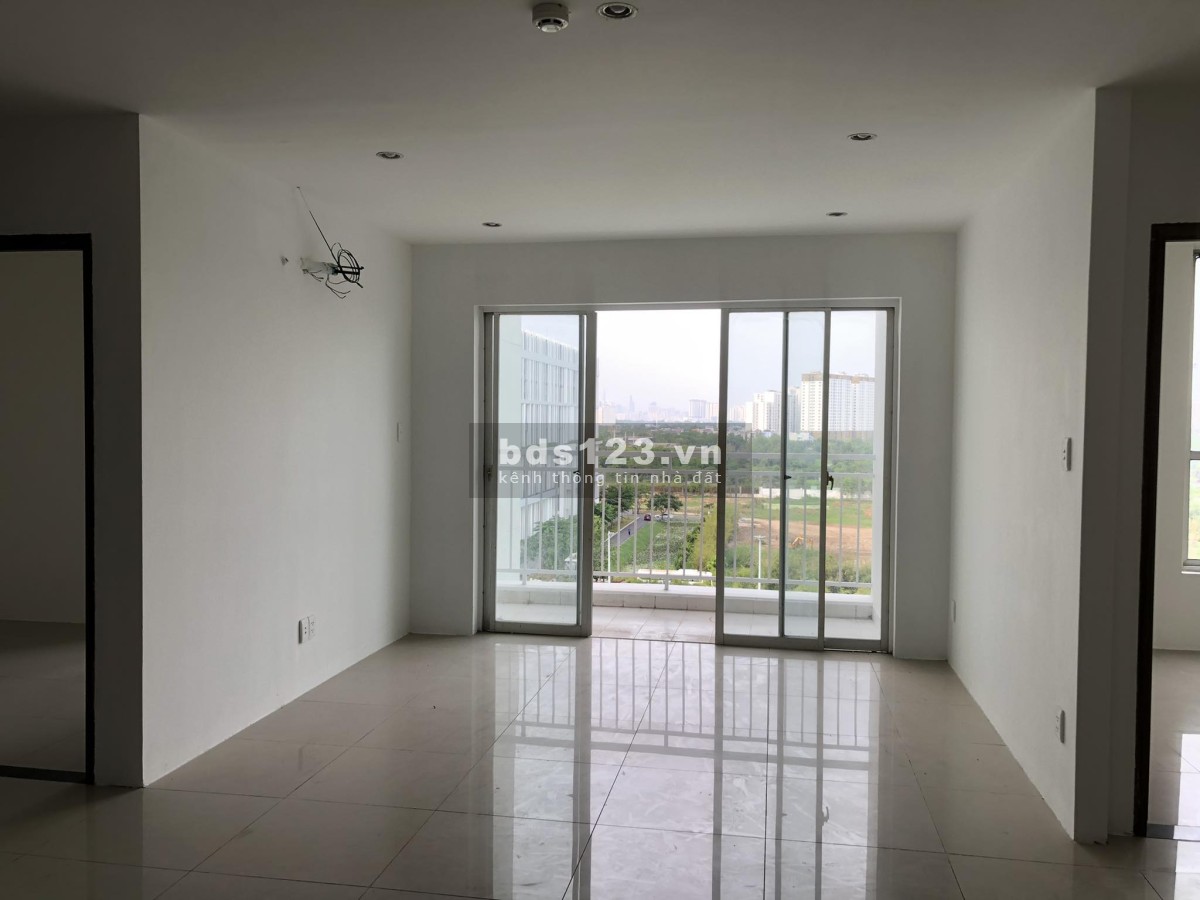 Cần cho thuê gấp căn hộ The Mansion H.Bình Chánh, Dt : 83m2, 2PN, Giá : 4.5 tr/th